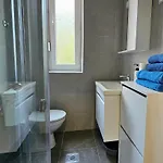 شقة Zero Distance