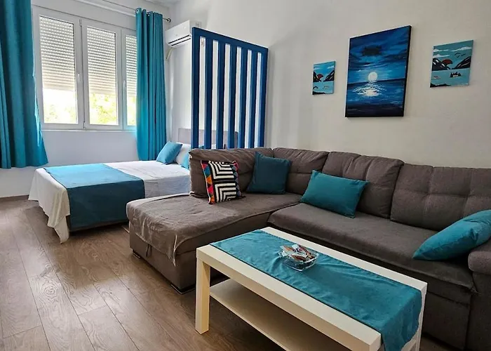 Daire Zero Distance Podgoriçe